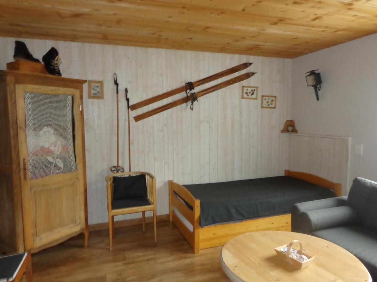 Апартаменти Chez Corine Marque Badet Лю-Сен-Совер Екстер'єр фото